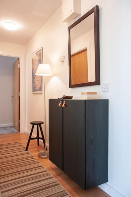 2 Bed 2 Bath Apartment With Canal View Дублин Экстерьер фото